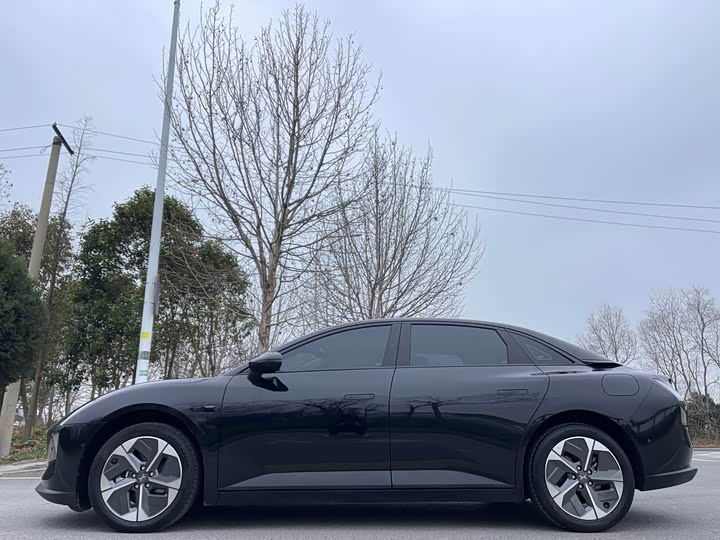 Фото 4 - XPeng Mona M03