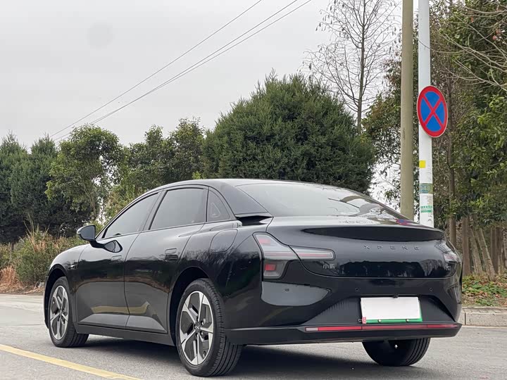 Фото 5 - XPeng Mona M03