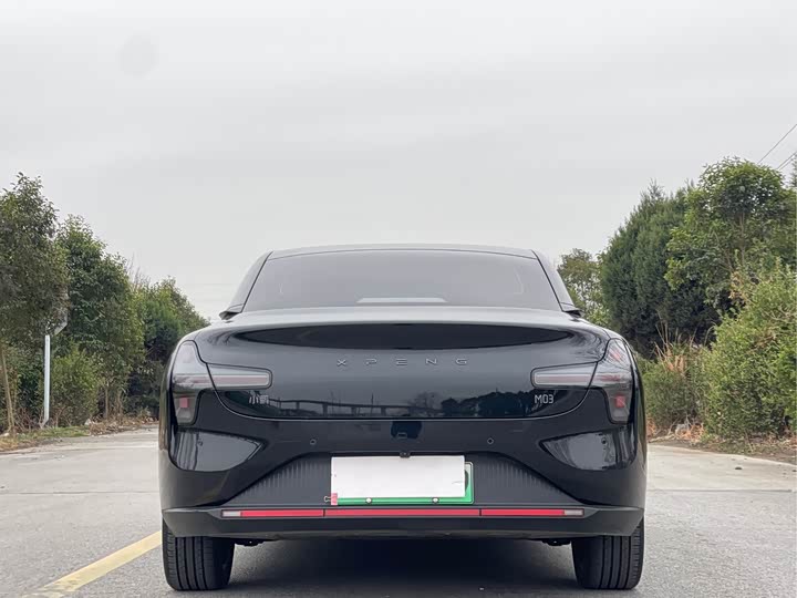 Фото 6 - XPeng Mona M03