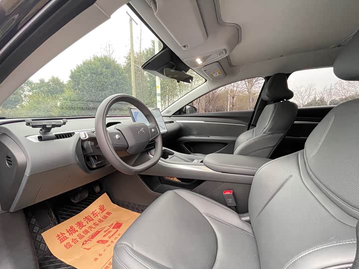 Фото 8 - XPeng Mona M03