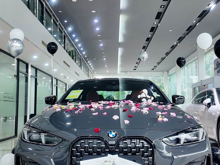 Photo 2 - BMW 4 Series