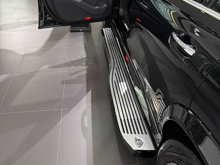 Фото 6 - Mercedes-Benz Maybach GLS