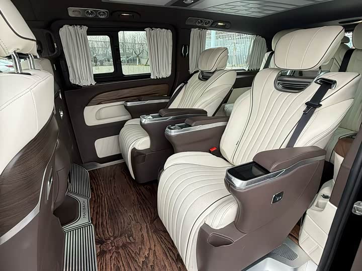 Фото 6 - Mercedes-Benz Vito