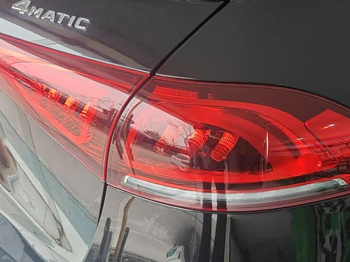 Фото 4 - Mercedes-Benz GLE-Class