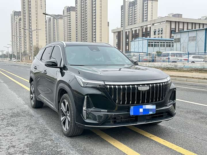 Фото 3 - Geely Atlas L