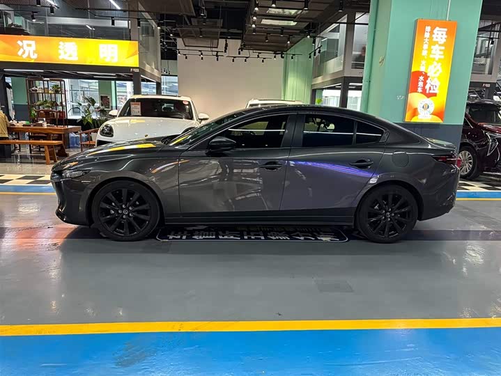 Фото 4 - Mazda 3 (Axela)