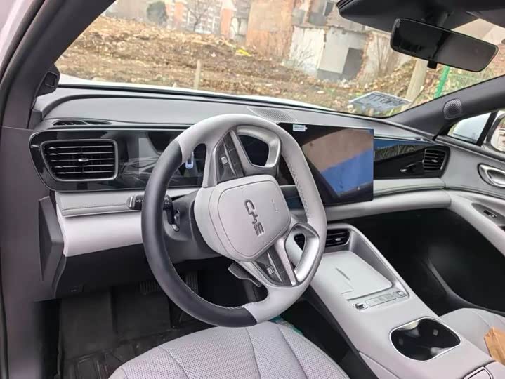 Фото 9 - BYD Sea Lion 06 Hybrid/EV