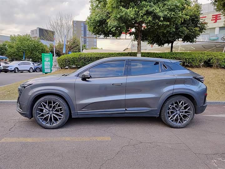 Фото 3 - Changan UNI-T