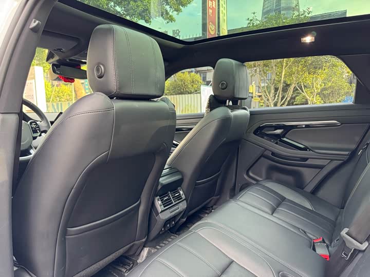 Фото 7 - Land Rover Range Rover Evoque L