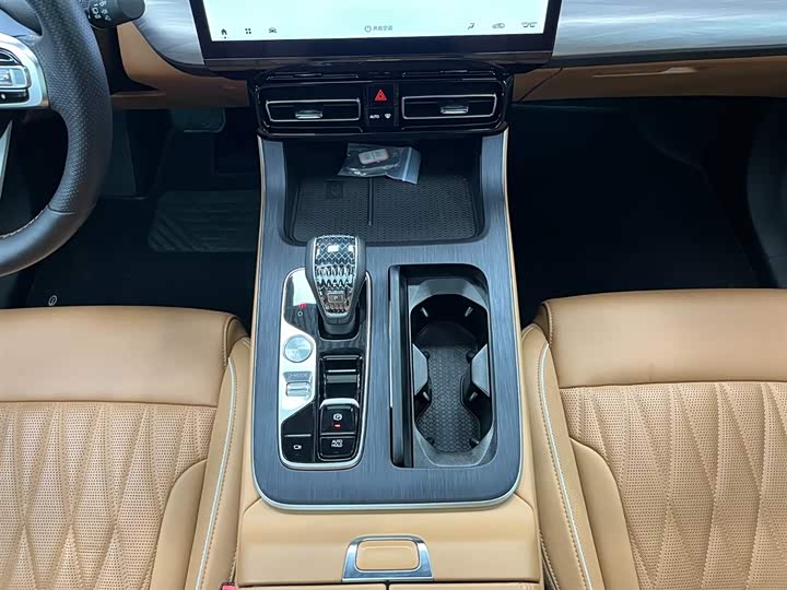 Photo 5 - GAC Trumpchi GS8