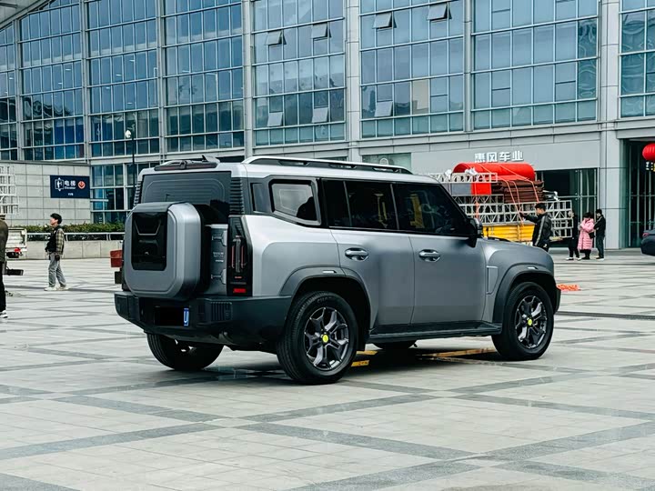 Фото 4 - Jetour T2