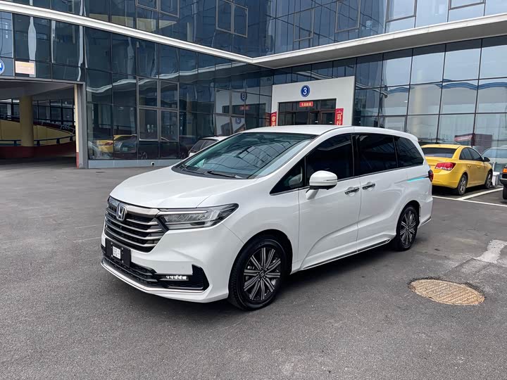 Photo 1 - Honda Odyssey