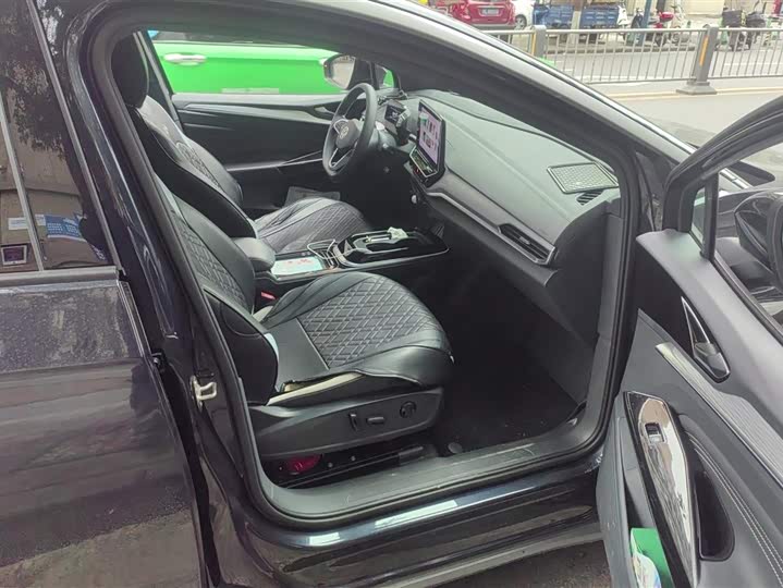 Фото 8 - Volkswagen ID.4 Crozz