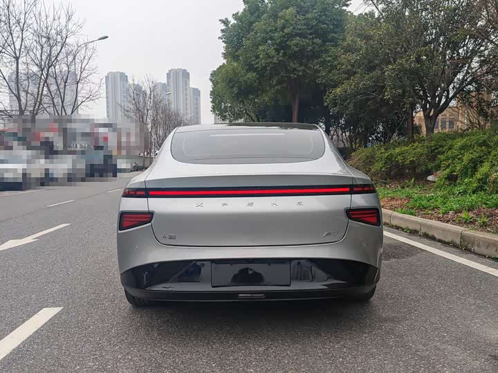 Фото 5 - XPeng P7