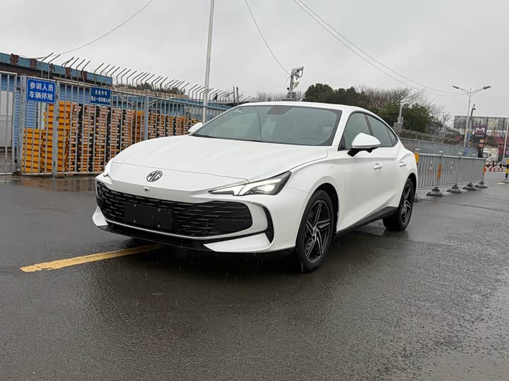 Фото 1 - MG Motor 7