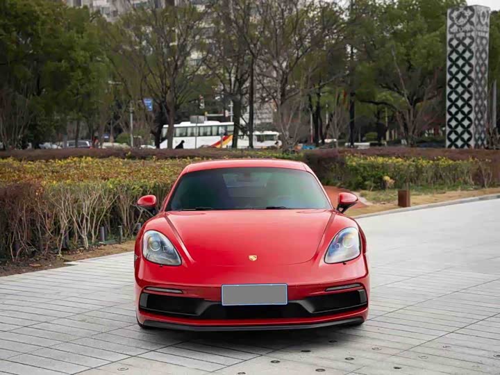 Фото 2 - Porsche 718