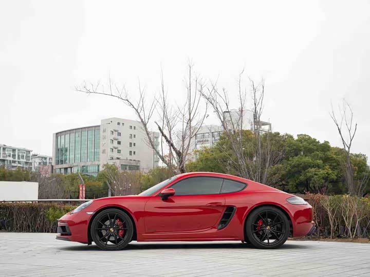 Фото 3 - Porsche 718