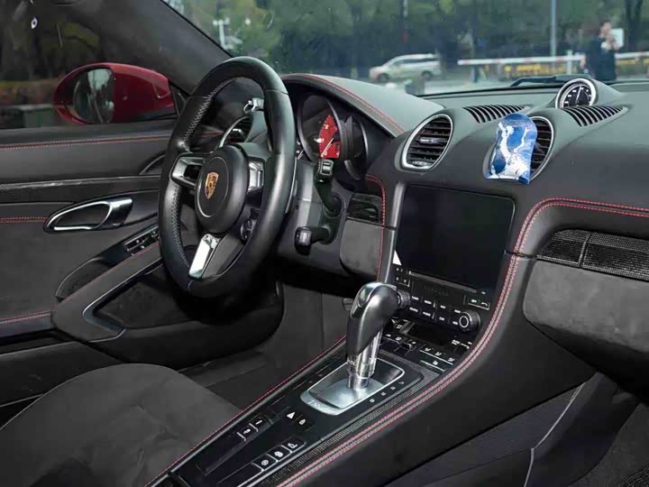 Фото 7 - Porsche 718