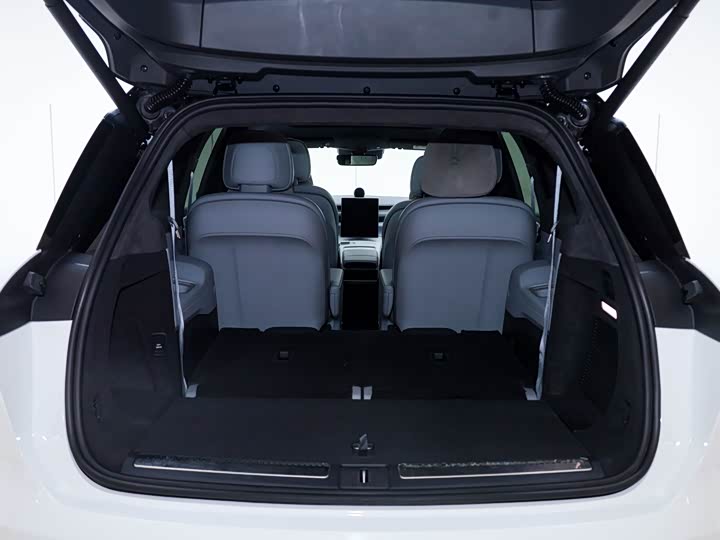 Фото 3 - Nio ES8