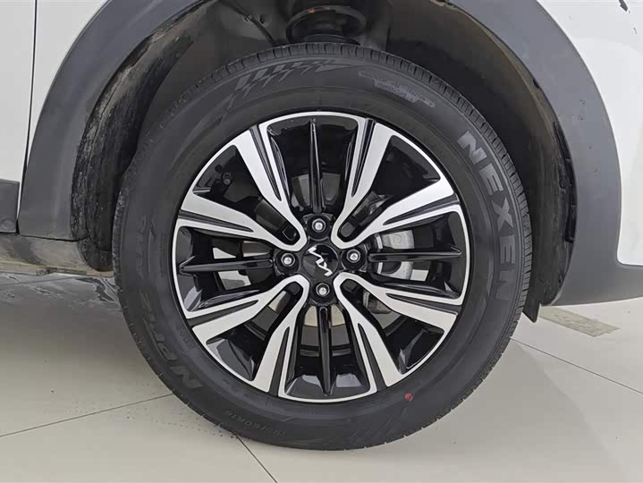 Фото 6 - Kia KX1