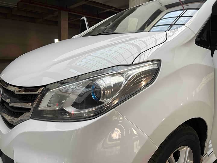 Фото 9 - Maxus G10