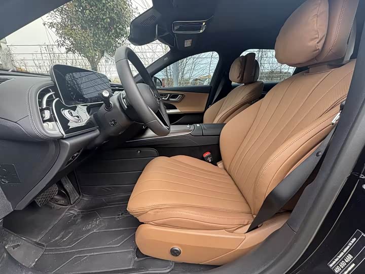 Фото 2 - Mercedes-Benz E-Class