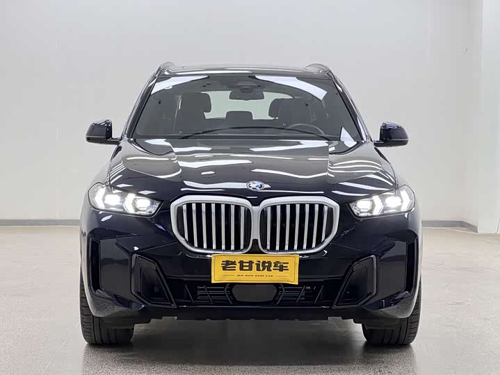 Фото 2 - BMW X5