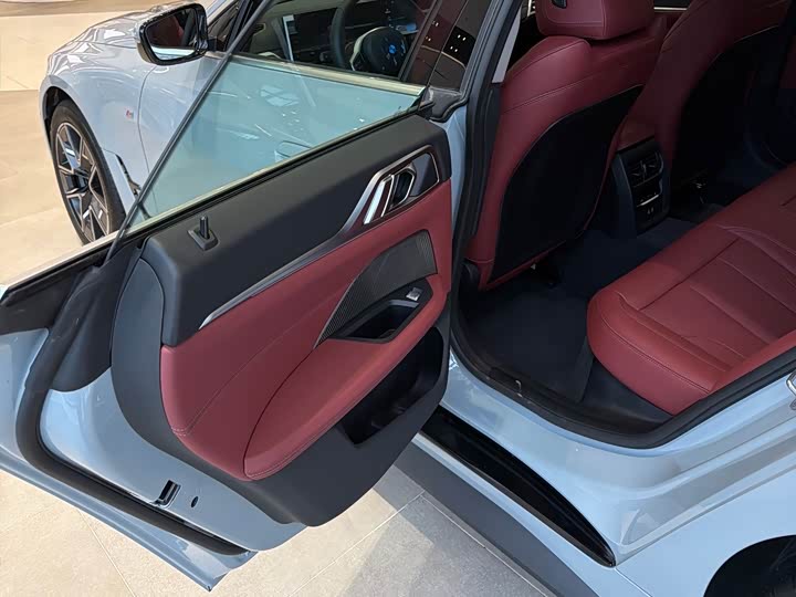 Photo 7 - BMW 4 Series