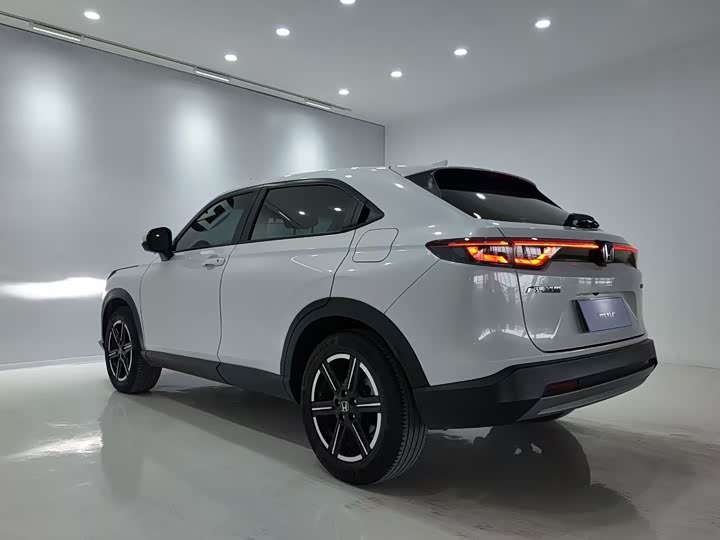 Фото 5 - Honda Vezel