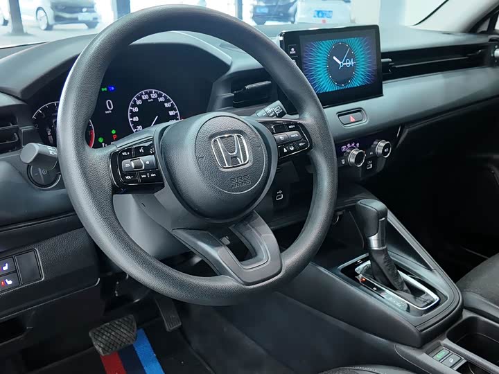 Фото 8 - Honda Vezel