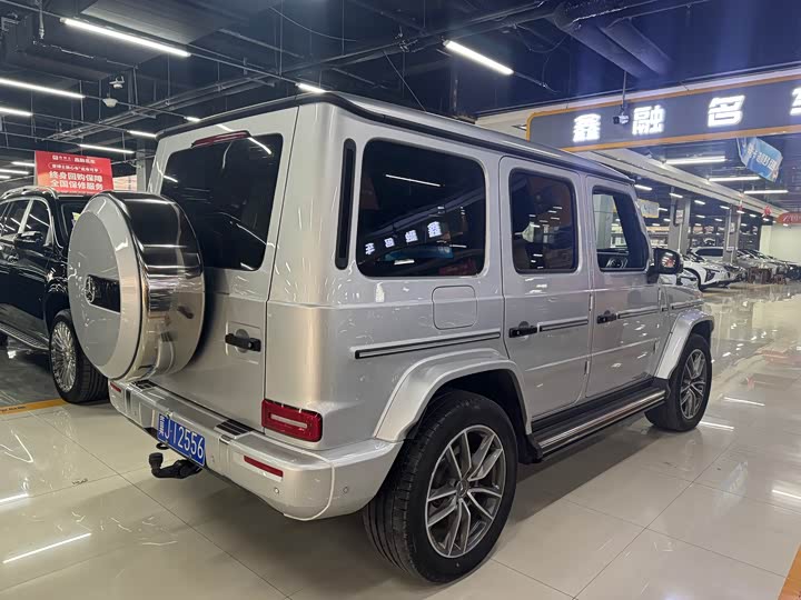 Фото 4 - Mercedes-Benz G-Class