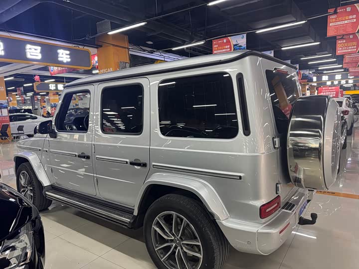 Фото 6 - Mercedes-Benz G-Class