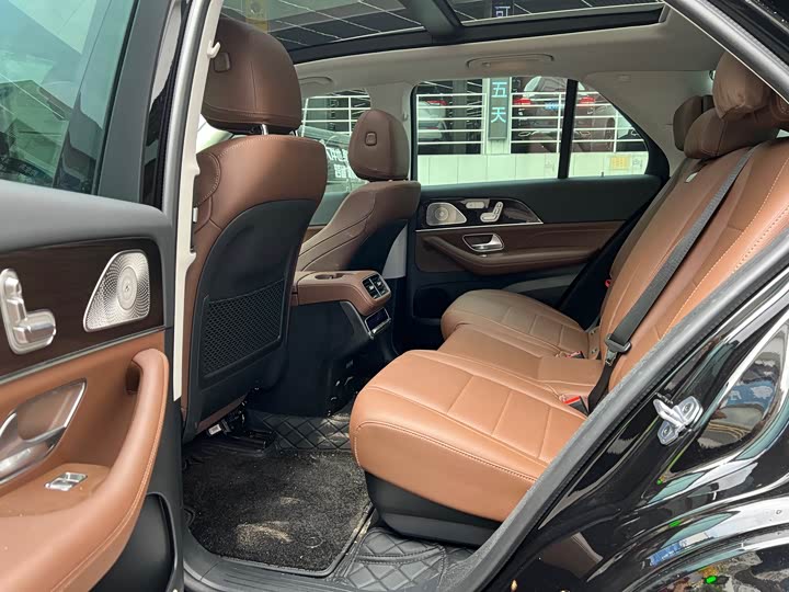 Фото 4 - Mercedes-Benz GLE-Class