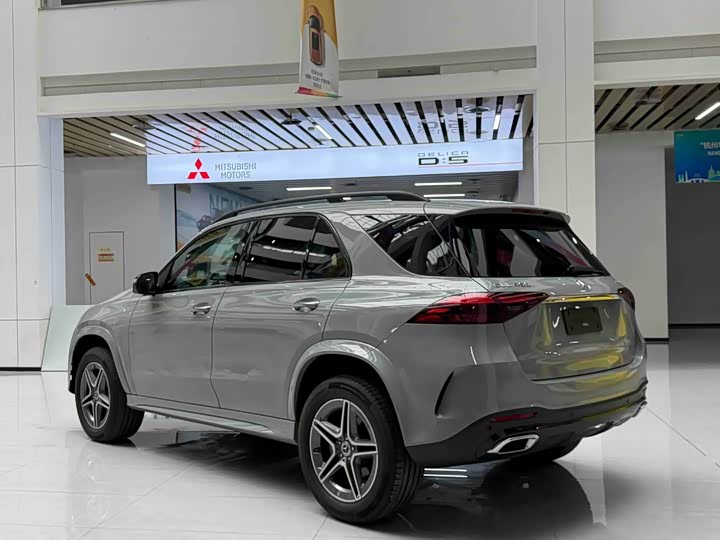 Фото 4 - Mercedes-Benz GLE-Class