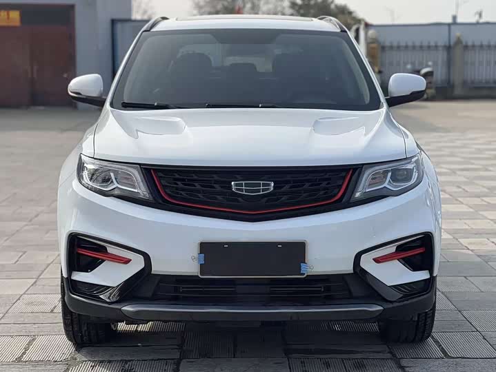 Фото 2 - Geely Atlas