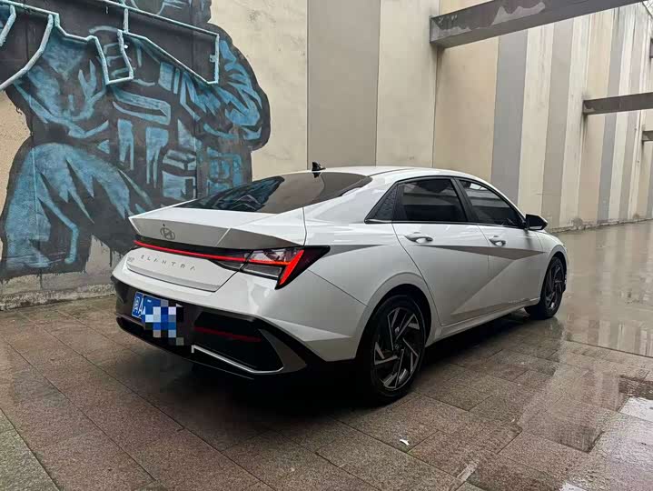 Фото 3 - Hyundai Elantra N line