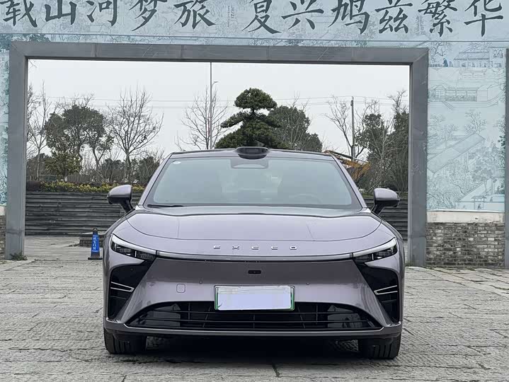 Фото 2 - Exeed Sterra ES