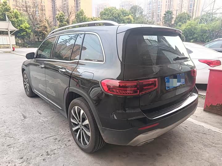 Фото 4 - Mercedes-Benz GLB-Class