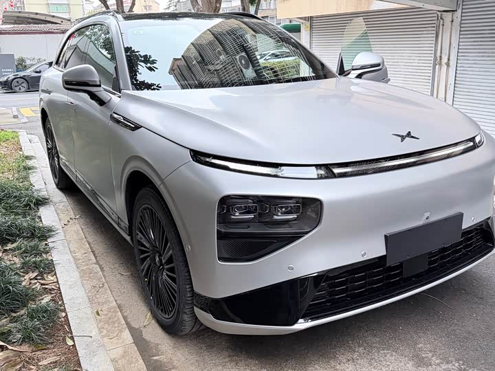 Фото 2 - XPeng G9