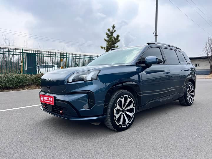 Фото 1 - GAC Aion V