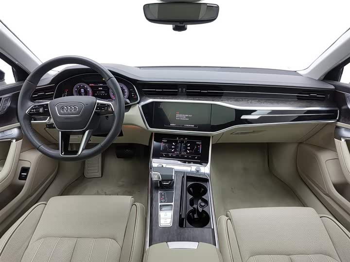 Фото 5 - Audi A6L