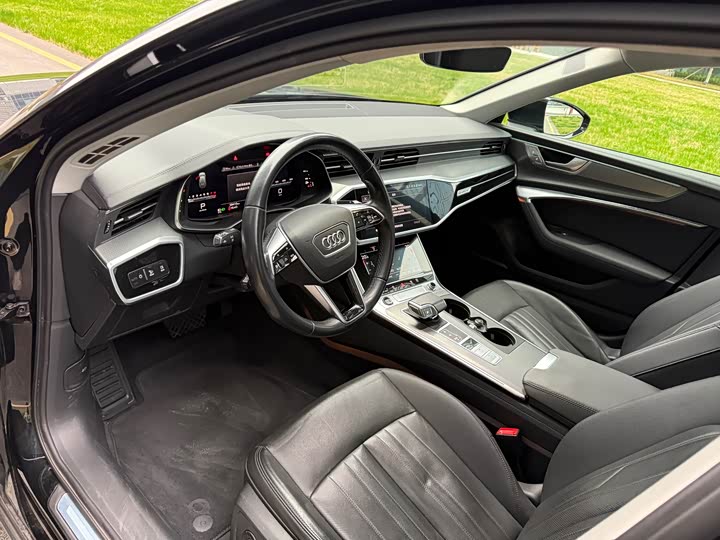 Фото 9 - Audi A6