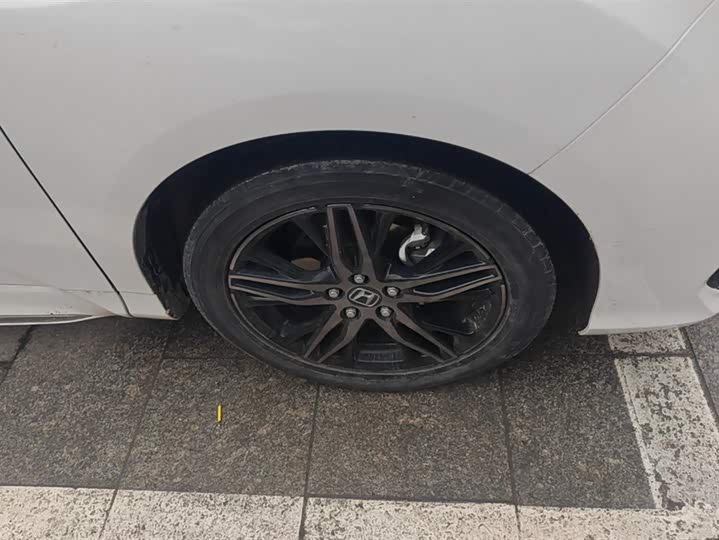 Фото 6 - Honda Odyssey