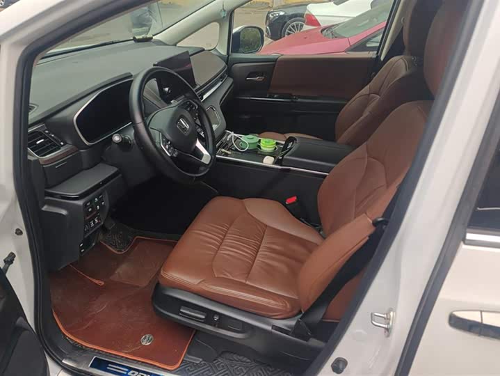 Фото 9 - Honda Odyssey