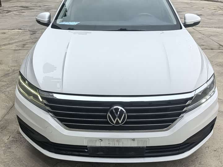 Фото 2 - Volkswagen Lavida