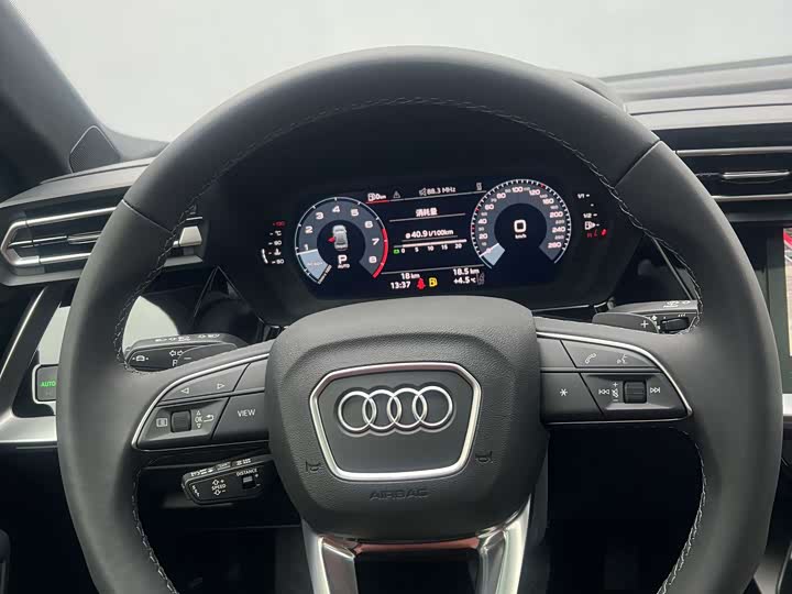 Фото 6 - Audi A3