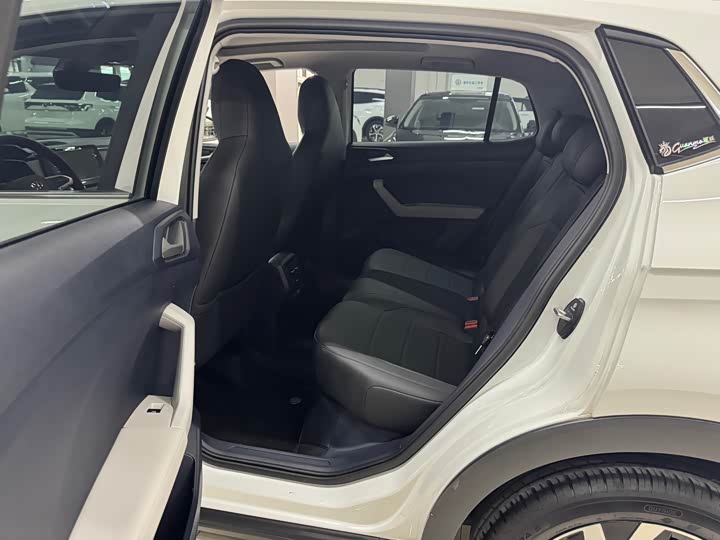 Volkswagen Tharu 2025 2025款 新锐 1.5L 锐意版