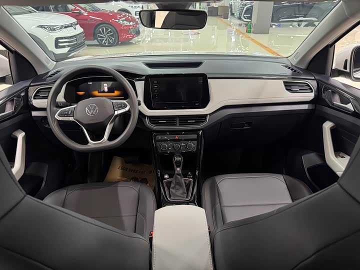 Volkswagen Tharu 2025 2025款 新锐 1.5L 锐意版