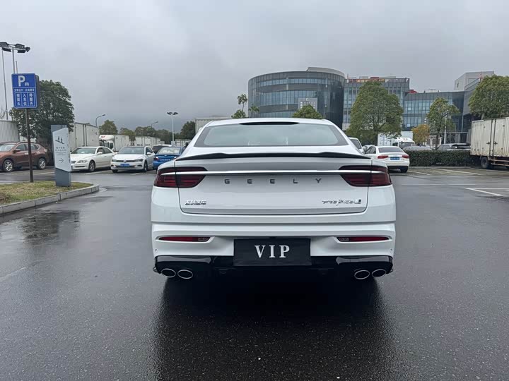 Фото 6 - Geely Preface