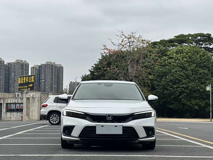 Фото 2 - Honda Civic